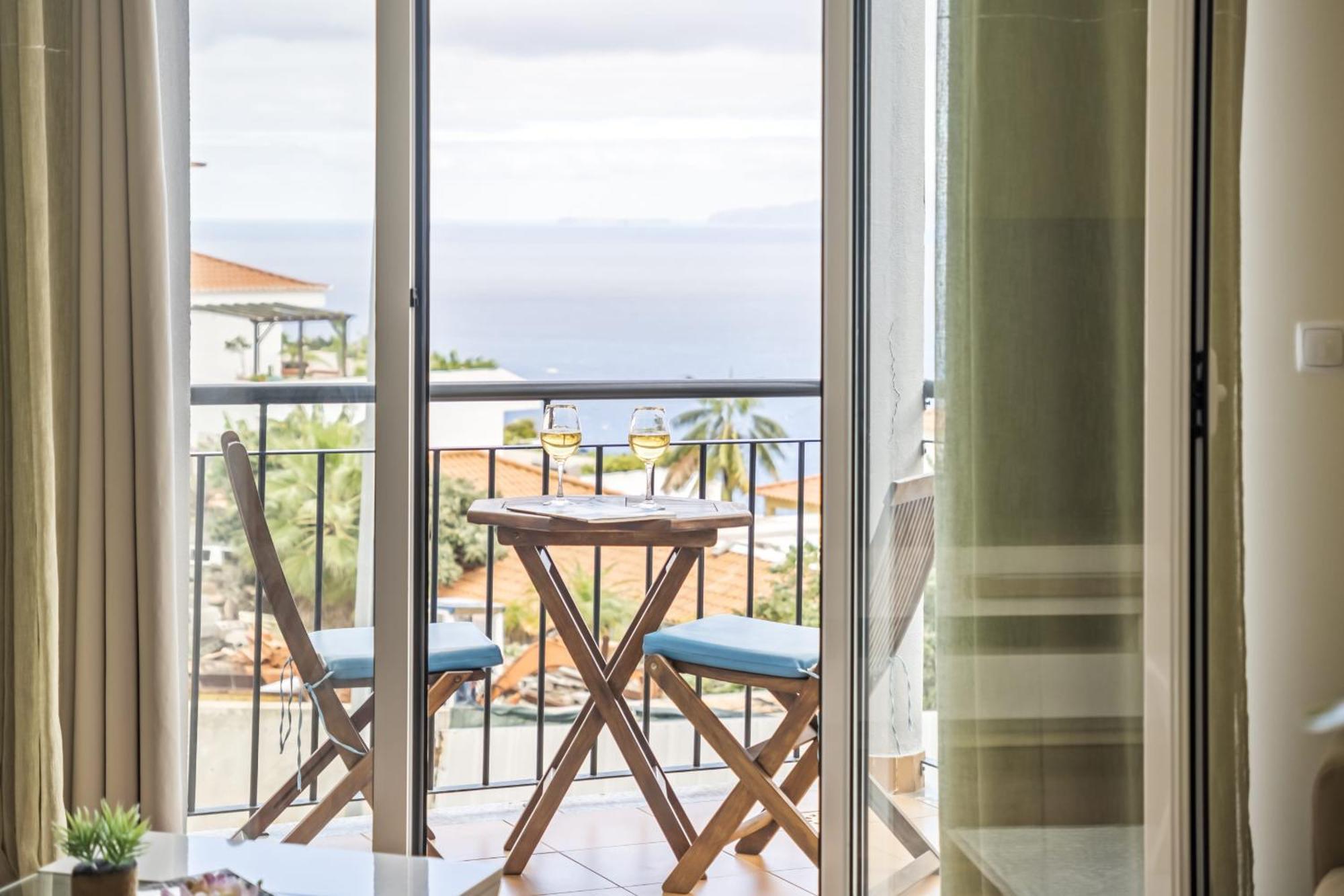Sea View Apartment Santa Cruz  Extérieur photo